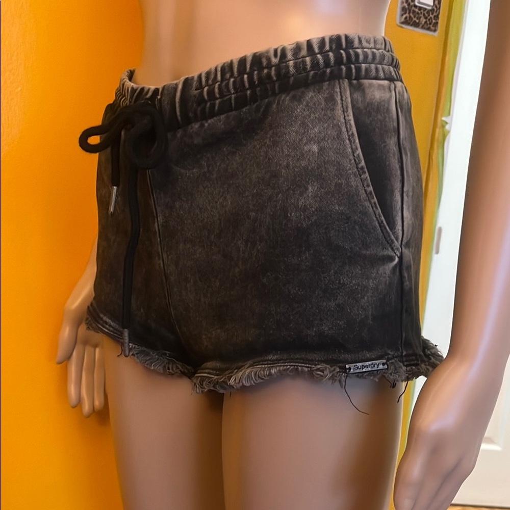 Superdry Distressed Shorts in acid wash black - size 26 - Picture 3 of 6